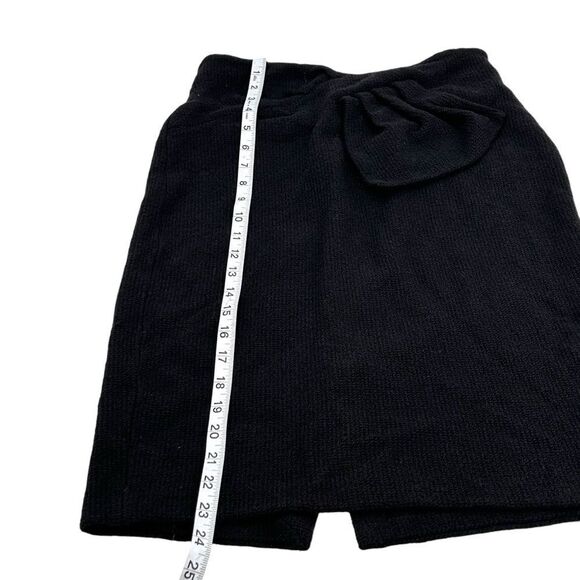 St. John black knit skirt with fabric detail size 8 - Picture 3 of 7
